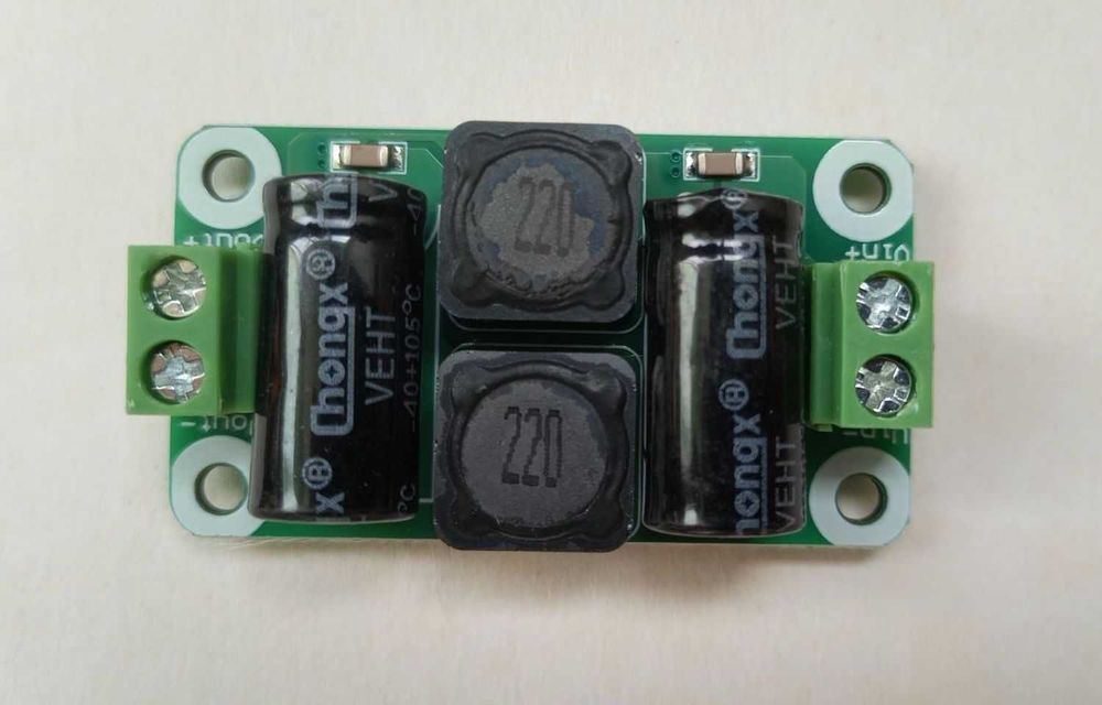 LC фильтр питания постоянного тока напряжение до 50 В ток до 4 А