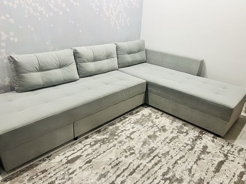 Продам прекрасний кутовий диван