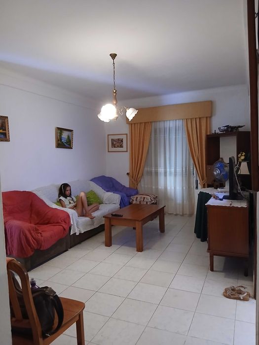 Arrenda-se Casa T2 Vila Real de Santo António 1000€ por mês de Setembro a Junho
