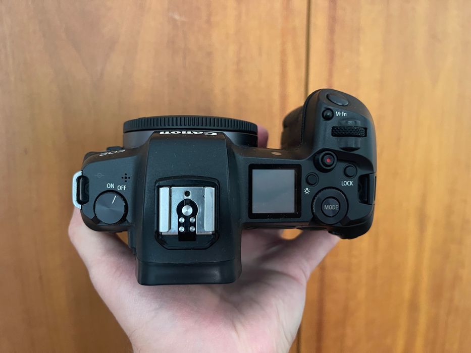 Canon R Body байонет RF бездзеркалка