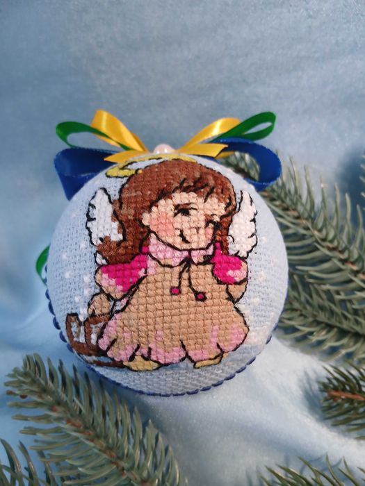 Новорічні ялинкові іграшки вишиті набір