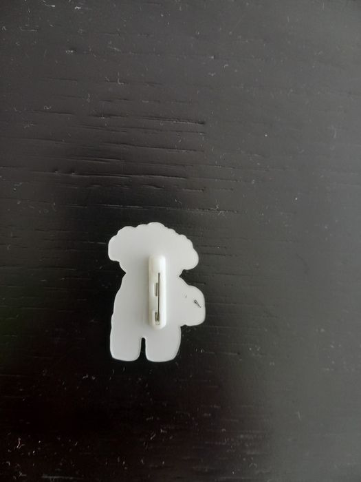 Pin para colocar na camisola ou em outro material