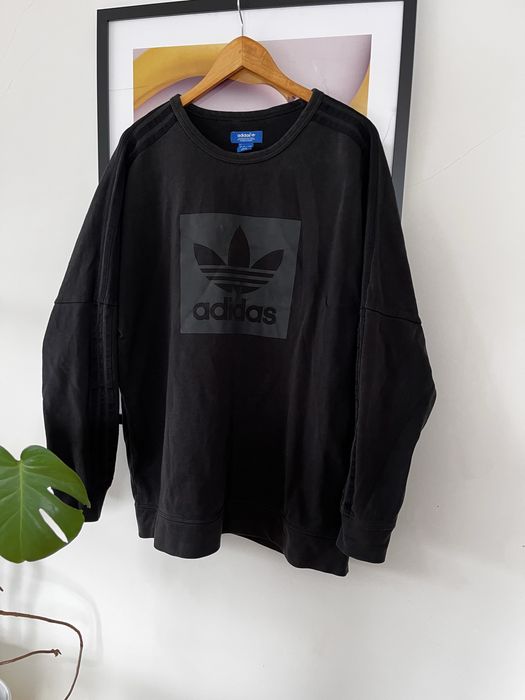 Szara bluza adidas oversize