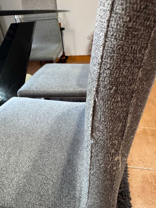 Mesa de Jantar Vidro + 6 Cadeiras + Tapete Moderno