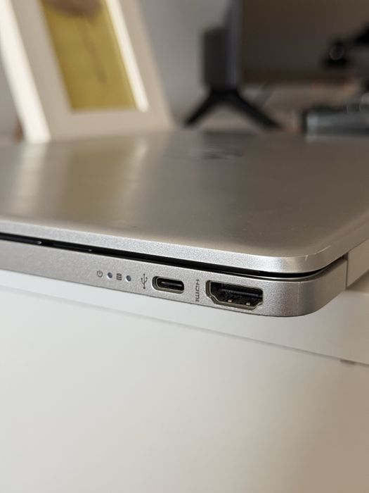 Computador Portátil HP 15.6'  16GB Ram | 512 GB Memoria | Processador Ryzen 7 5700
