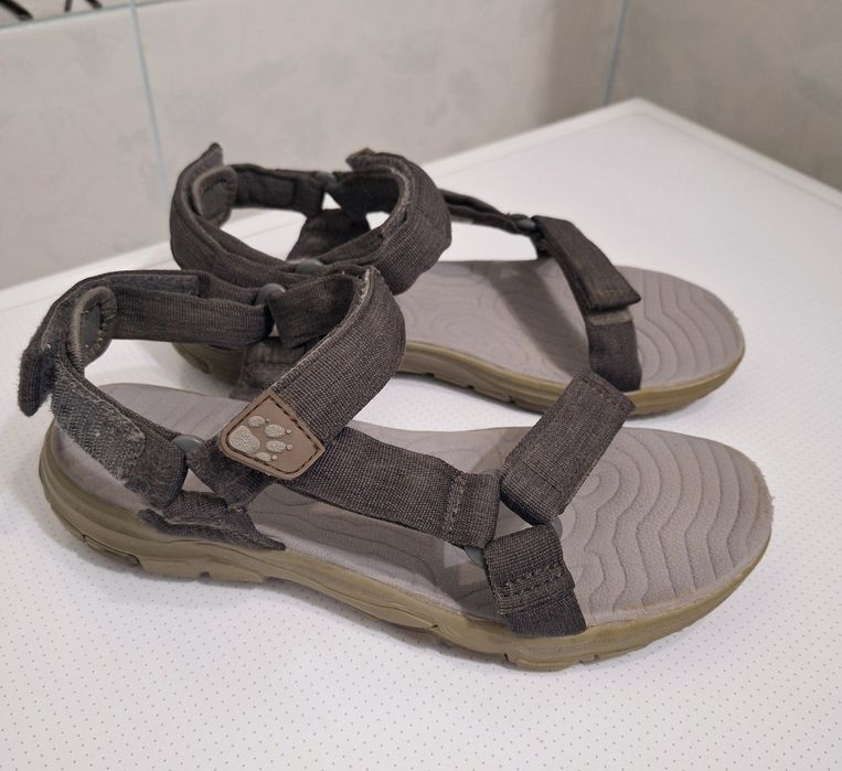 Сандали Jack Wolfskin женские. Женские босоножки на липучке