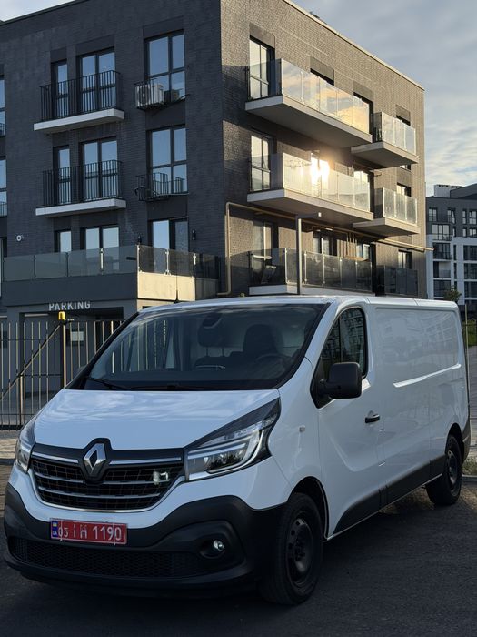 Продам Renault Trafic long 2021