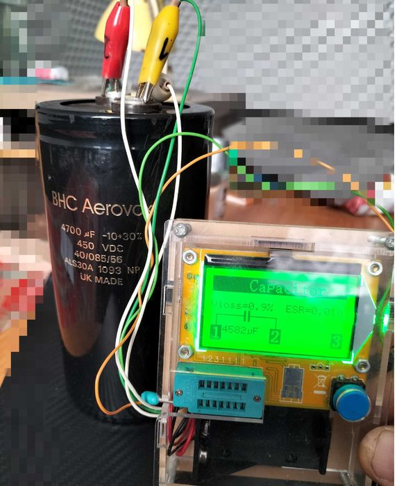 kondensator 4700uF 450V