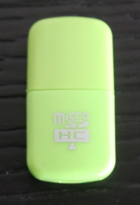 Compact Micro SD Card Reader (NEW)64286058811651123