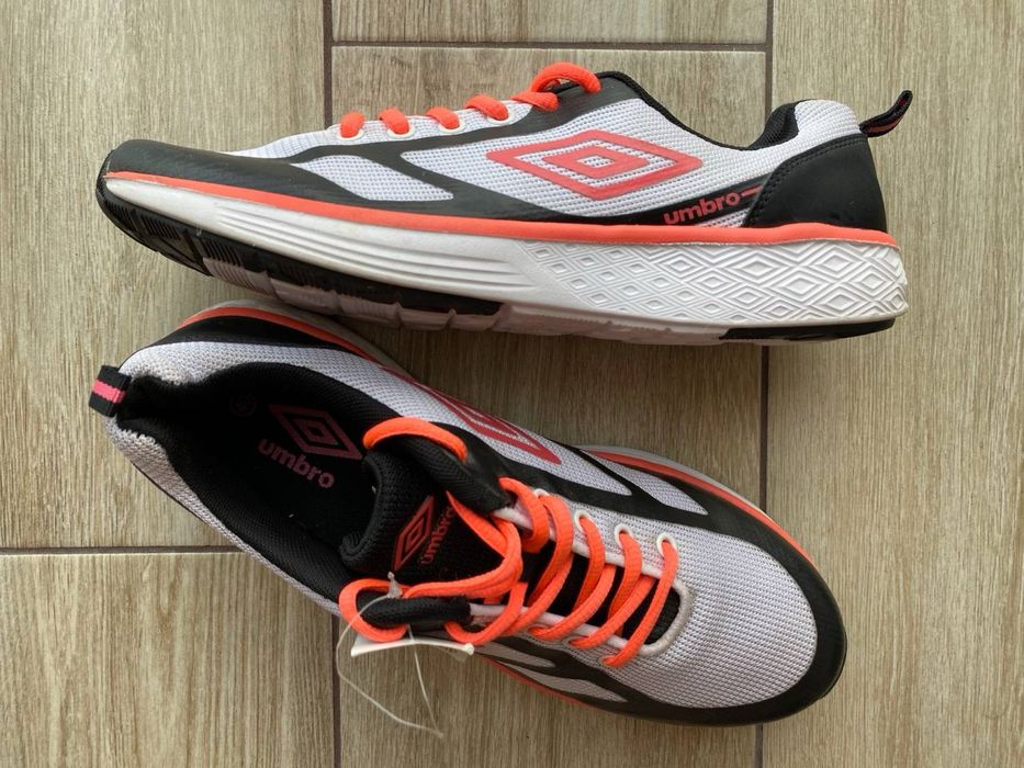 Кросівки Umbro Priam (оригінал), 40 / 25,5 см