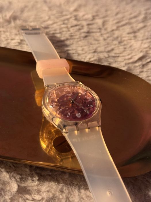 Годинник Swatch PINK DISCO FEVER GE290