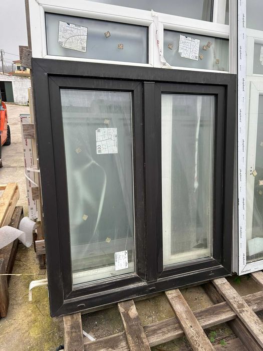 Janela PVC Oscilo-Batente Aluplast