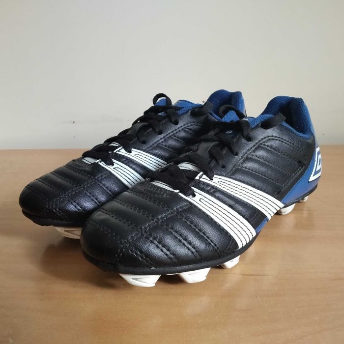 Buty piłkarskie lanki UMBRO Corsica Engage Fg roz.eu-35