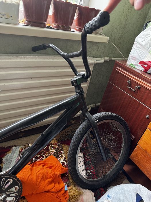 Bmx велосипед чорний