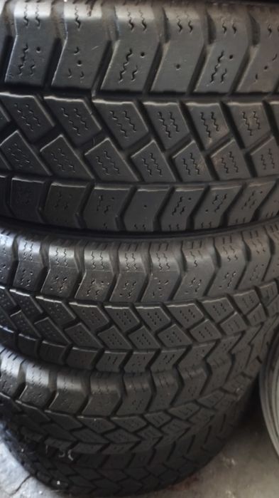 Pneus 225/70/15C