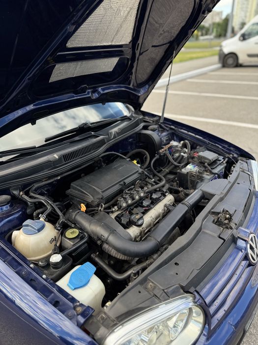 Volkswagen Golf 4 1.4 2003 Edition