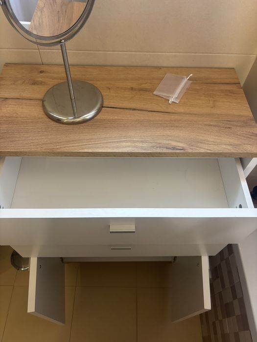 Movel de apoio branco