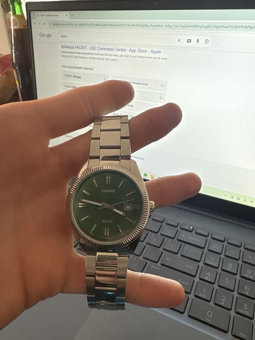 Zegarek Casio Zielony