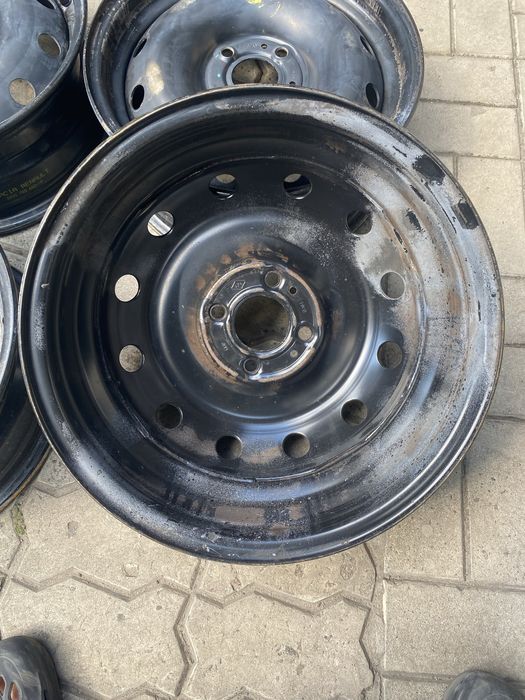 Діски 4 100R15 Renault Dacia