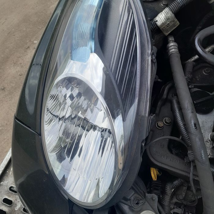 Nissan Micra K12 2006r na części