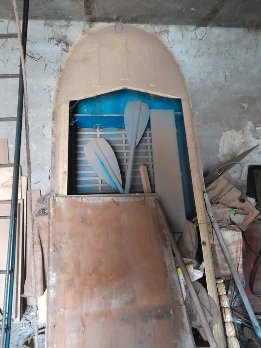 Продам лодку романтика