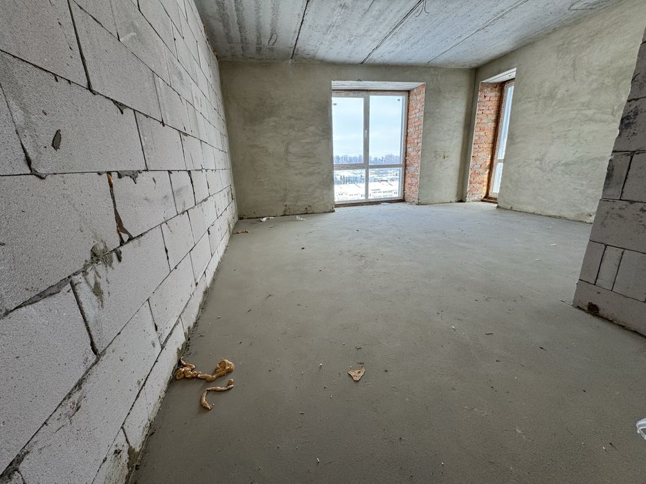 Продаж 3-к квартири в новобудові