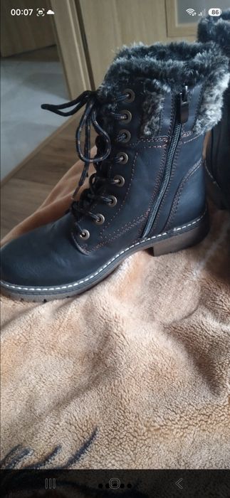 Buty damskie zimowe