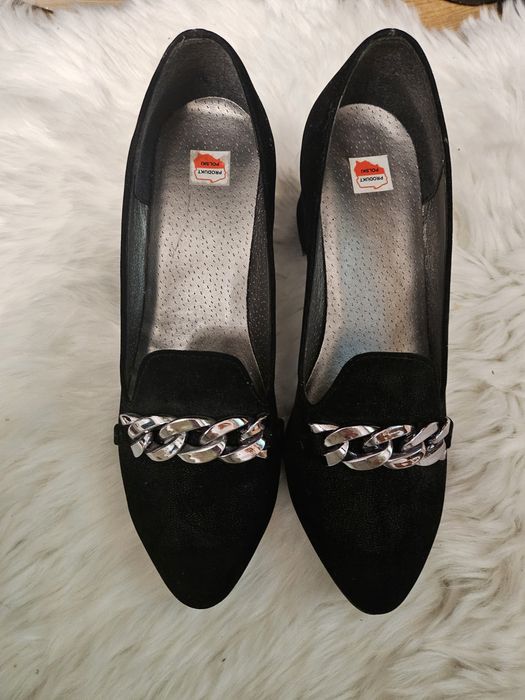 Szpilki czarne na grubym obcasie r.37 z srebrnym łancuszkiem