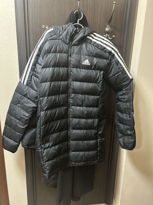 Продам куртку адидас