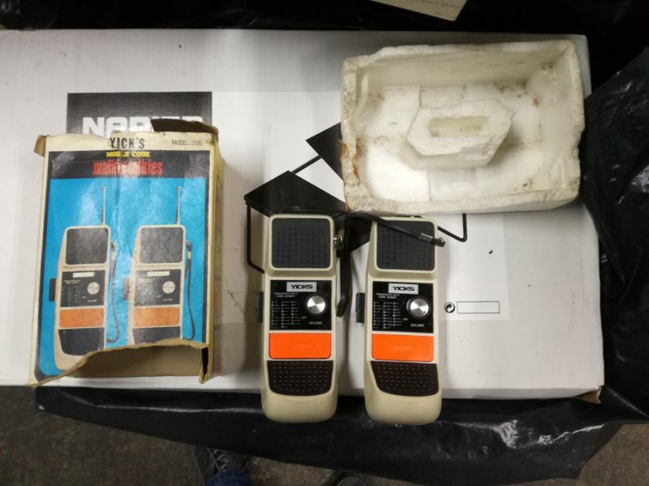 Walkie Talkies vintage Yicks