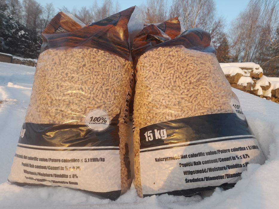 Mega kaloryczny pellet pelet Polski jasny sosnowy jakość PREMIUM
