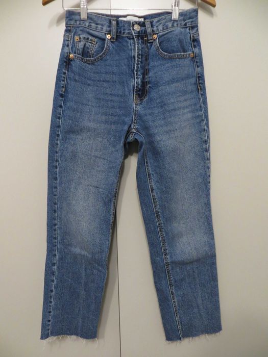 Spodnie jeansy damskie Stradivarius rozmiar 34 niebieskie