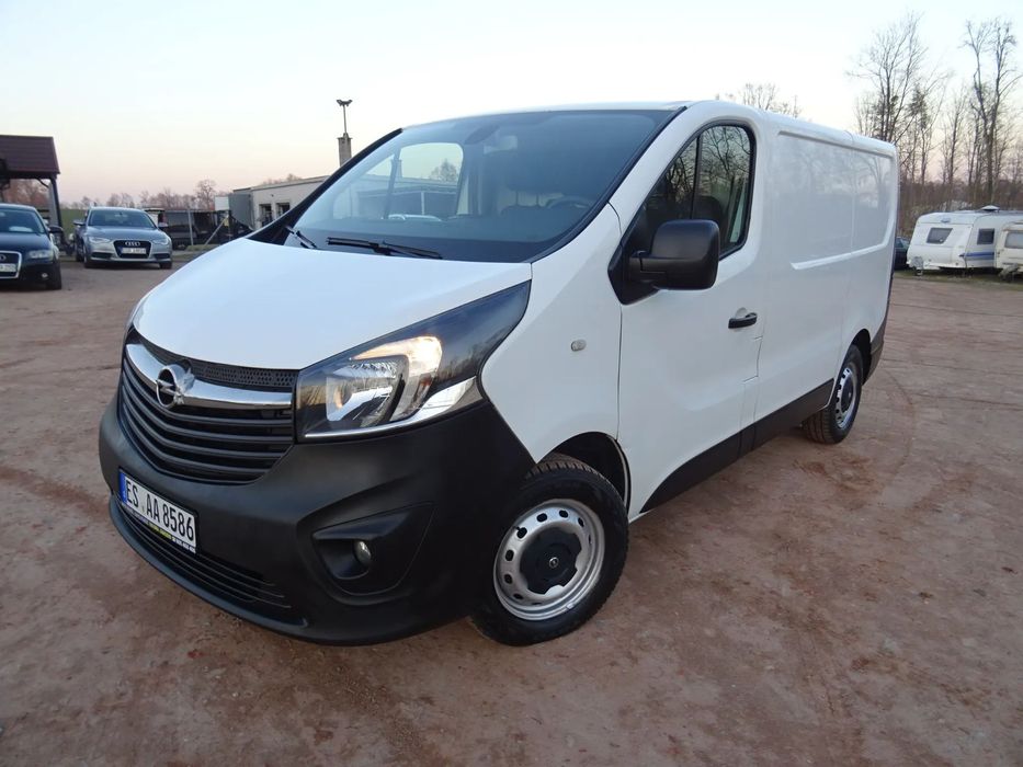 Nissan primastar  1.6cdtii,opel vivaro,klima,,zarejestrowany