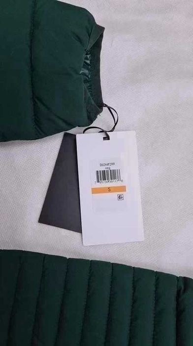 DKNY zielona długa kurtka puchowa S