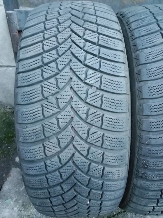 Шини всесезон/зима 205/55-R16 Bridgestone