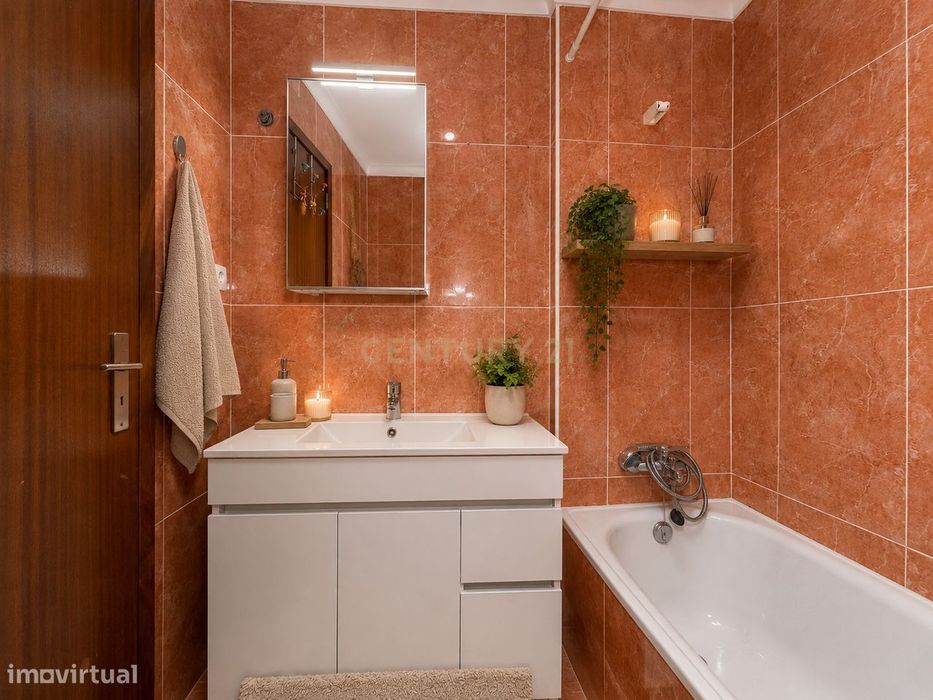 T2 ultimo piso junto ao centro- paredes