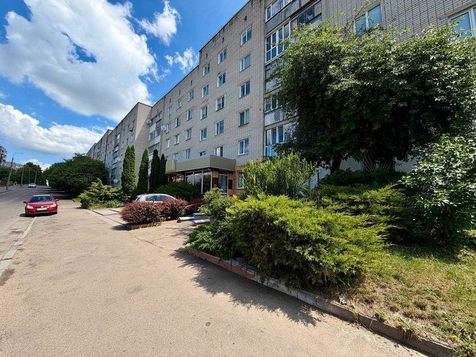 Продаж 2-кімнатної квартири на Крушельницької, центр міста