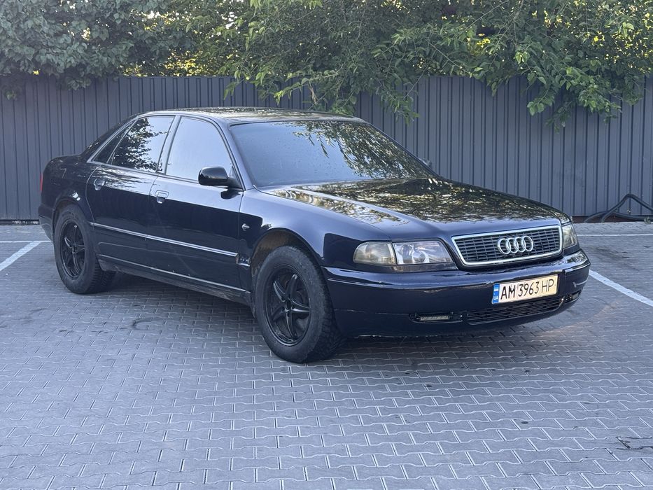 Audi a8d2 2.8г/б