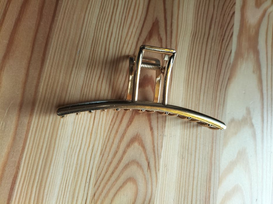 Metalowa klamra do włosów długość 11 cm nowa bez metki.
