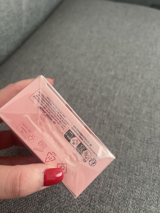 Парфуми PRADA Paradoxe