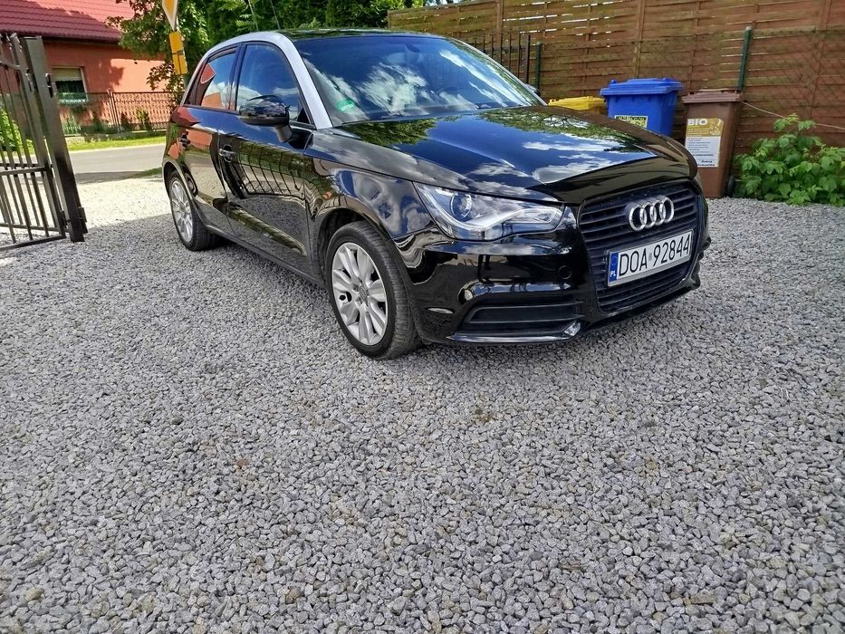 Audi A1   1.2 tfsi. książka serwisowa. panorama