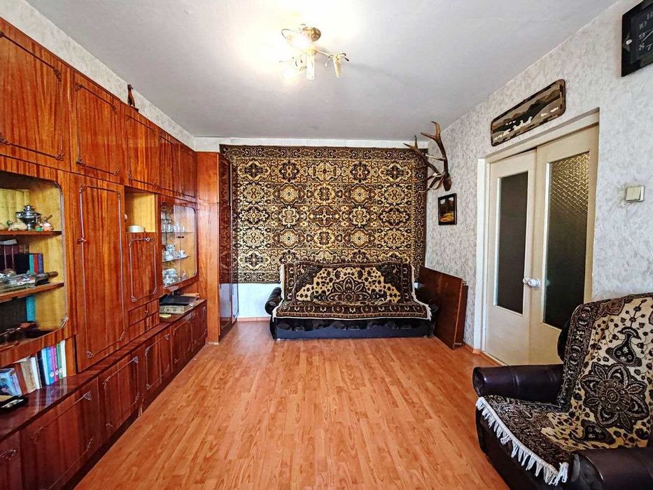 777 Продам 3-х комнатную чешку на Проспекте Мира.