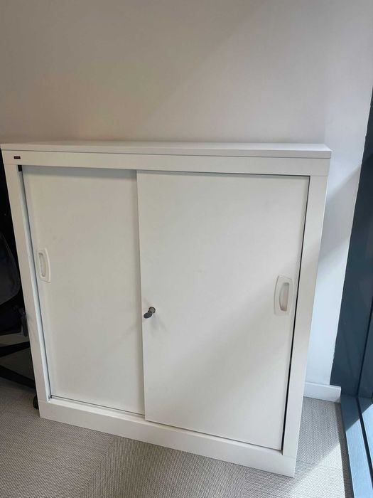 Armário marca Guialmi