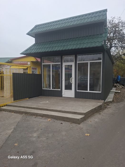 Торговельний павільйон центр міста.Фасад.