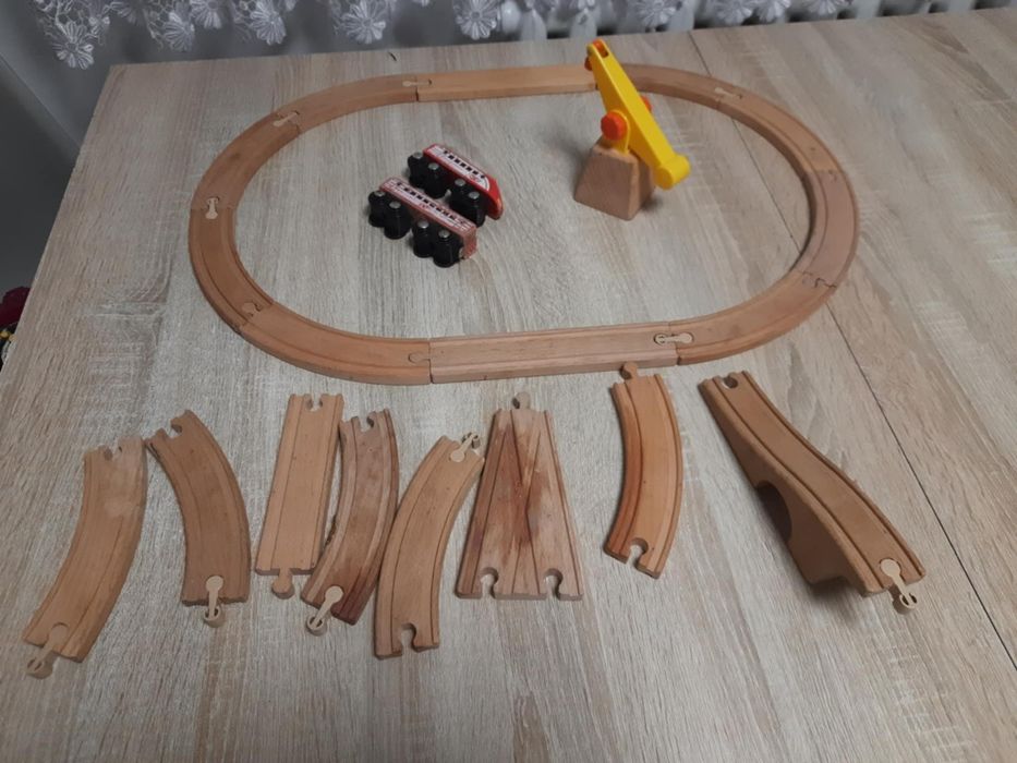 Tory drewniane Ikea plus wagoniki