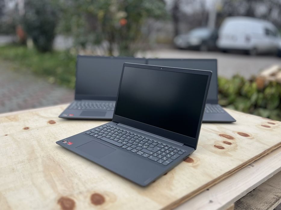 Ноутбук Lenovo V15-ADA/Ryzen 5 3500U/8GB/256GB/15.6"FHD TN/Гарантія