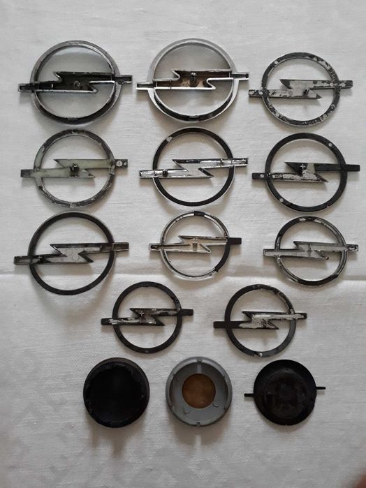 Эмблема  значок  шильдик  надпись  логотип  OPEL  Оригинал