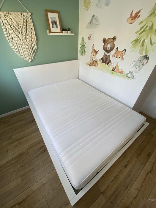 Łóżko Ikea Malm z pojemnikiem