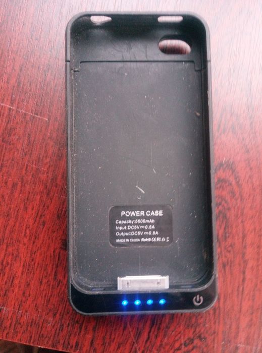 Чохол до IPhone 4s 32gb +ihome док станція, телефон в подарок