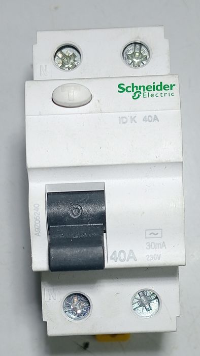 Wyłącznik różnicowoprądowy Schneider